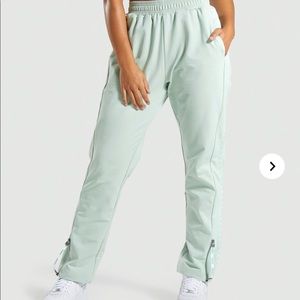 Gym shark size  large recess joggers